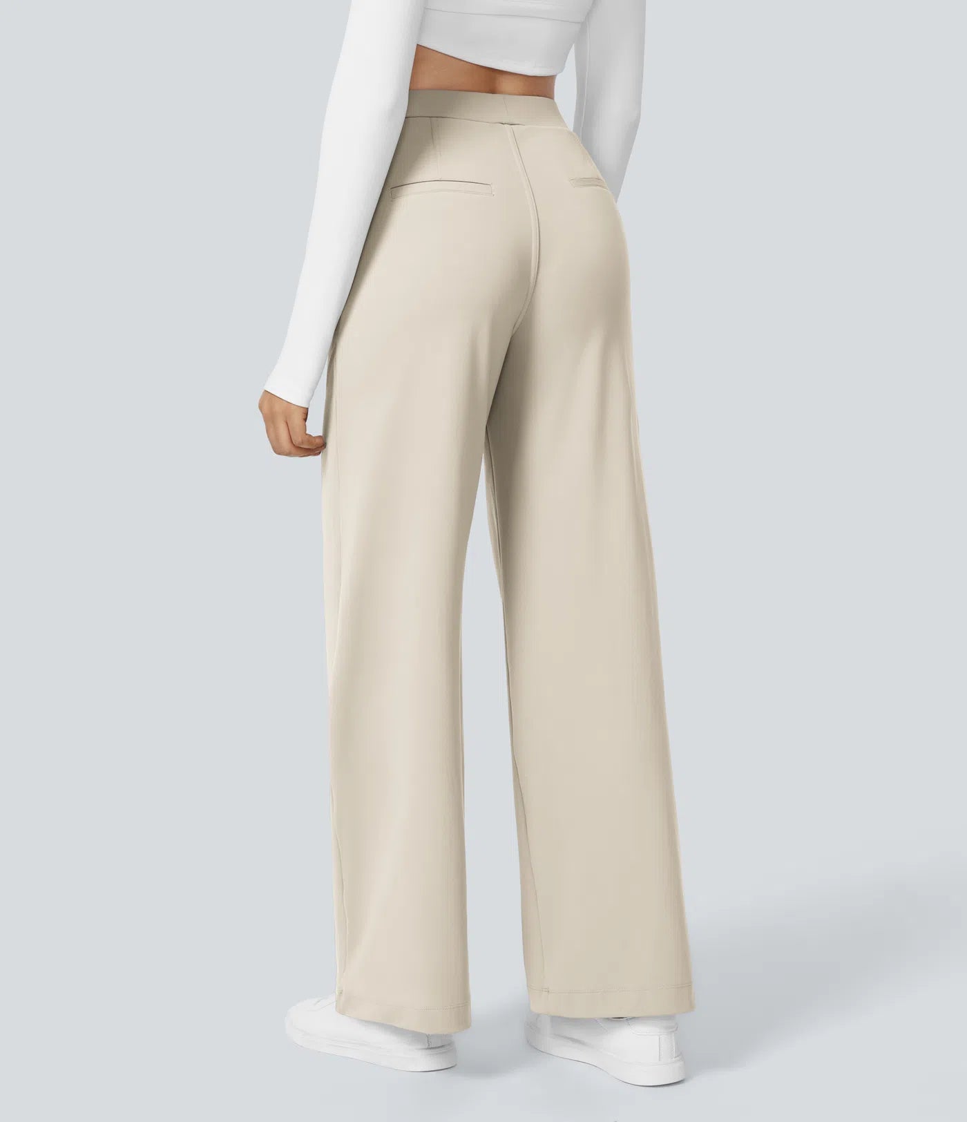 Pantalones de cintura alta con bolsillos y pernera recta