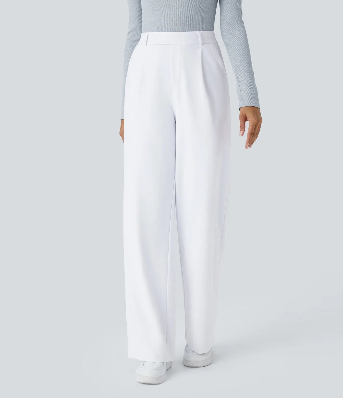 Pantalones de cintura alta con bolsillos y pernera recta
